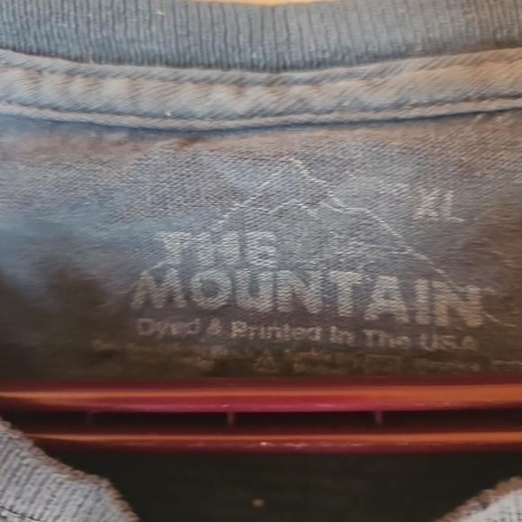 The Mountain Dinosaur Brontosaurus Graphic Tee Youth Xl - Picture 3 of 6